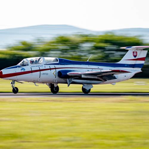 Lietadlo - Aero L-29 Delfín