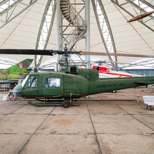 Lietadlo - Bell UH-1 Iroquois