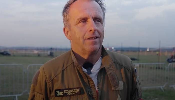 Kedysi v Delfíne či Albatrose, teraz v kokpite historického MiGu. Tento pilot sa do Košíc vrátil po viac ako 40 rokoch